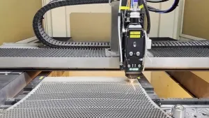 GM08B Fiber Laser Cutting Head for 8mm Stainless Steel Cutting