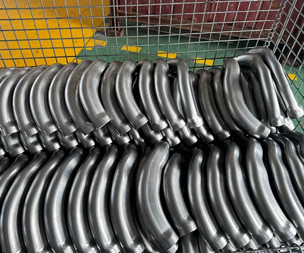 Laser Cutting Heads for 3D Cutting